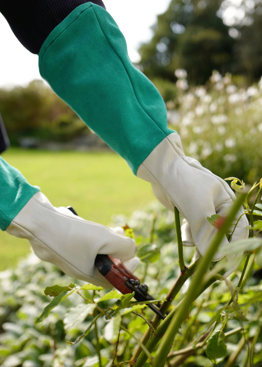 Leather Gauntlet Gardening Gloves