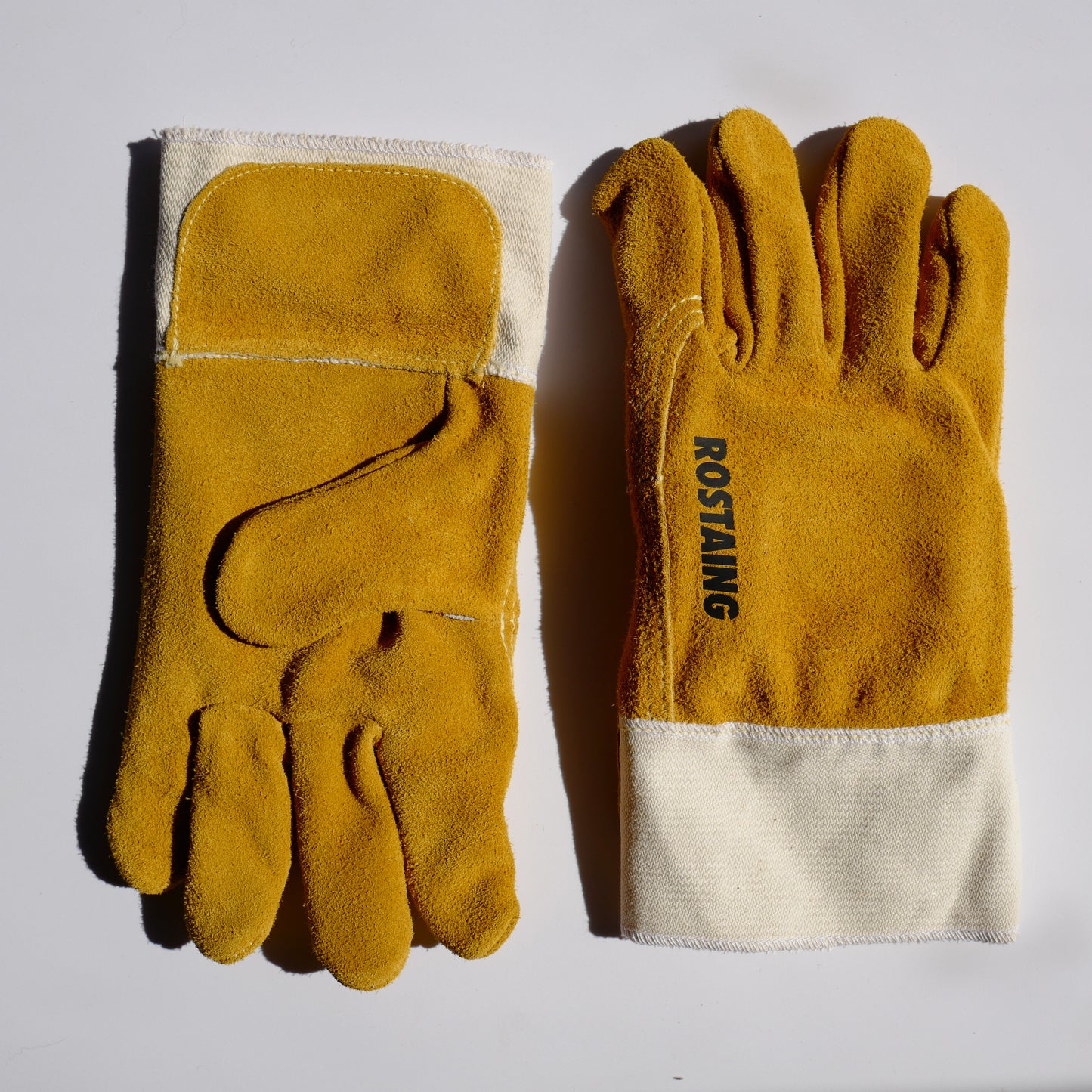 Armoured Gloves