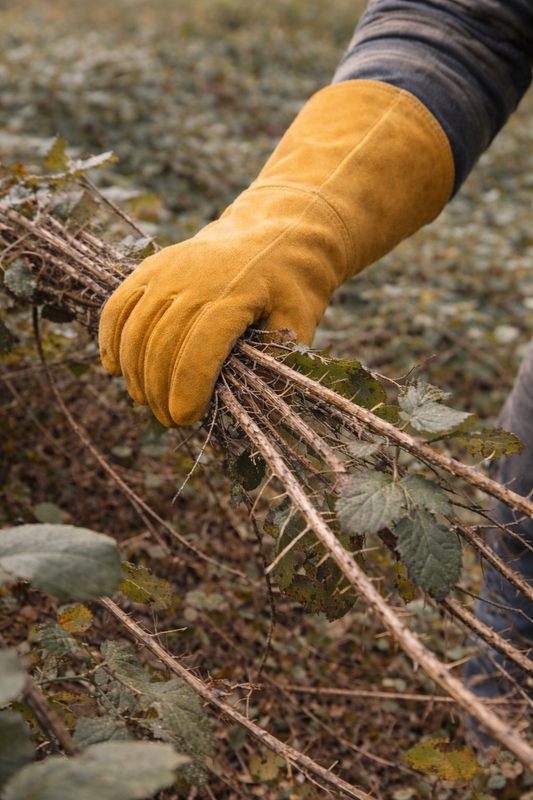 Heavy Duty Armoured Gauntlet