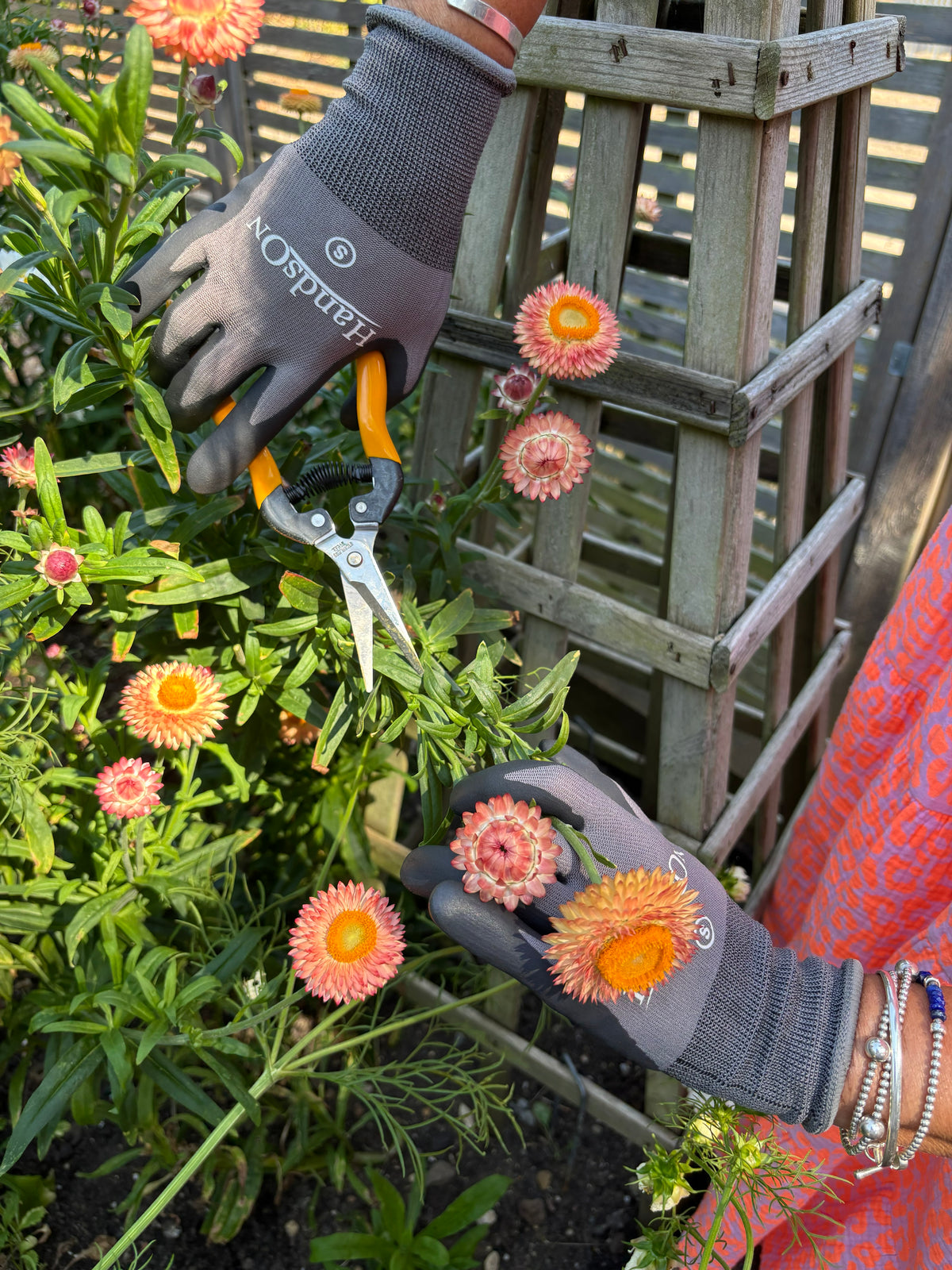 HandsOn™ Tougher Gardening Gloves