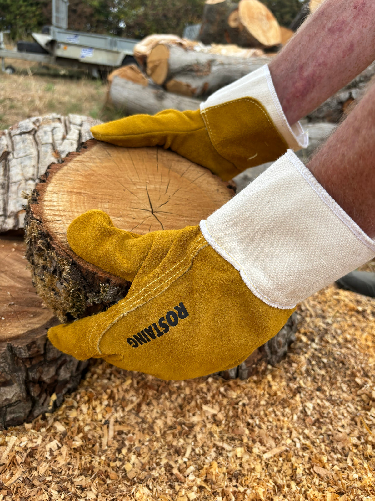 Heavy Duty Armoured Gloves
