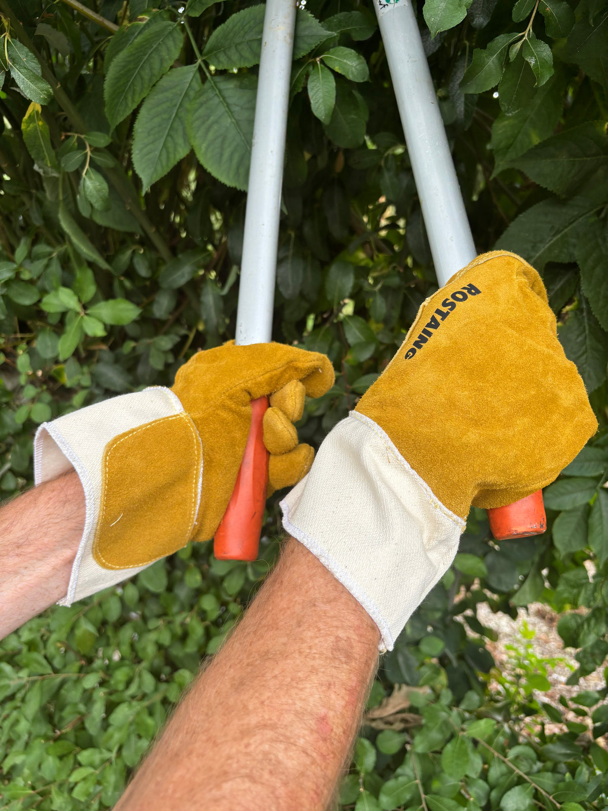 Heavy Duty Armoured Gloves