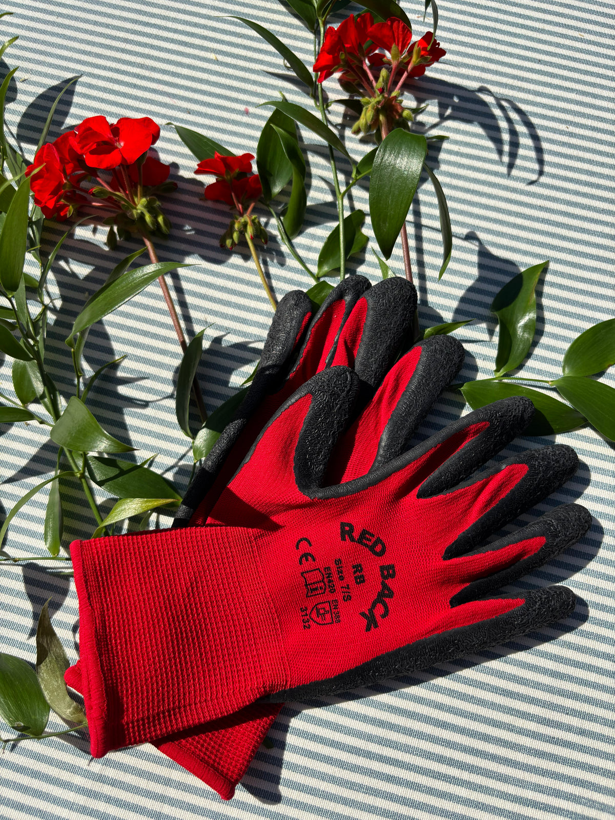 Red Back Gardening & Yard Gloves